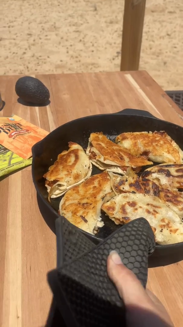 Outdoor skillet cooking with Desert Dust